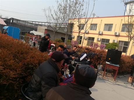 养老院的文艺演出